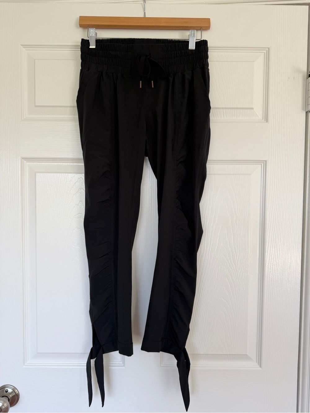 Prana Women’s Drawstring Ankle-Tie Joggers Pants - Black